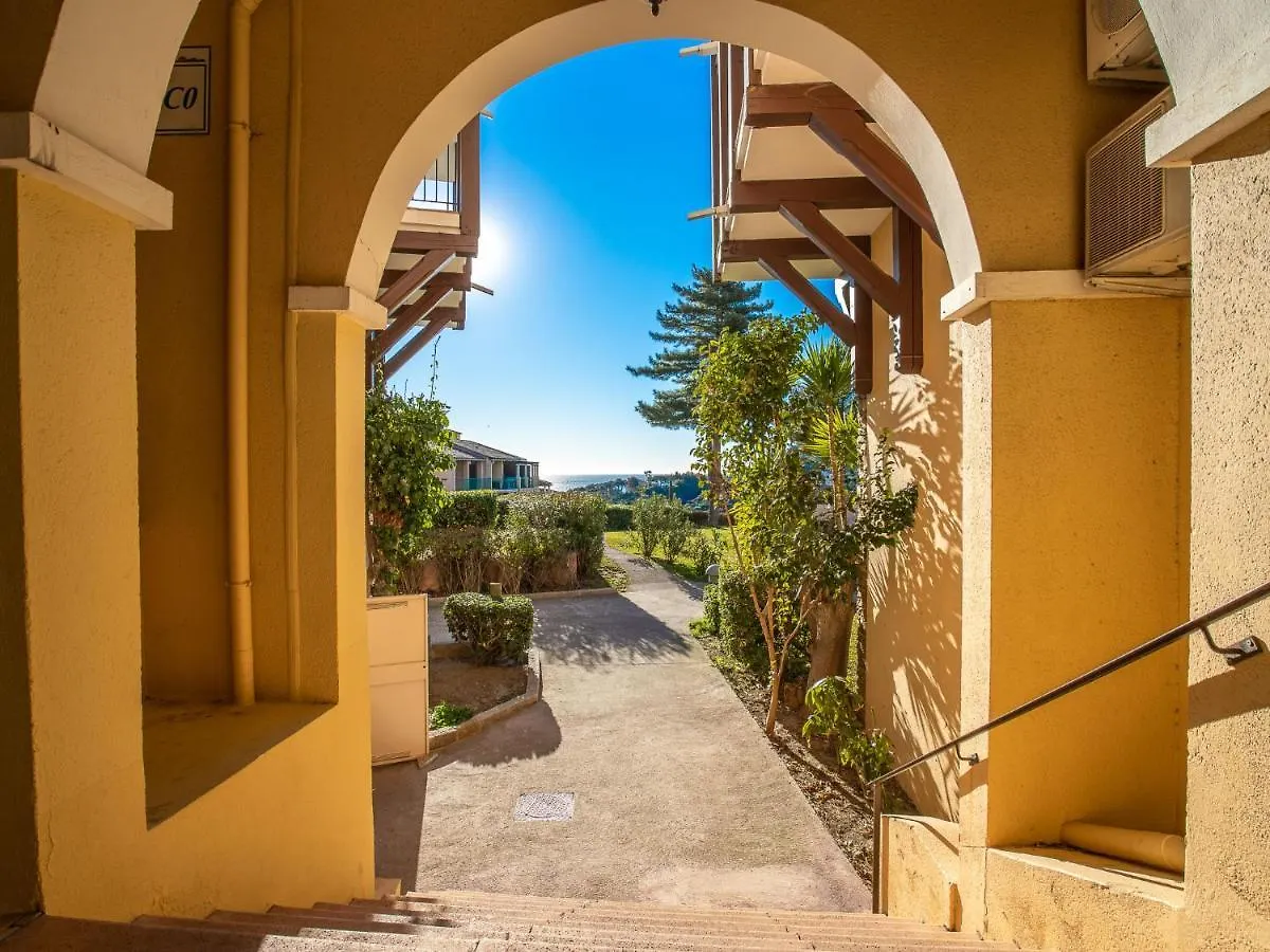 Apartment Village Cap Esterel - L'Esquinade-59 By Interhome Saint-Raphaël