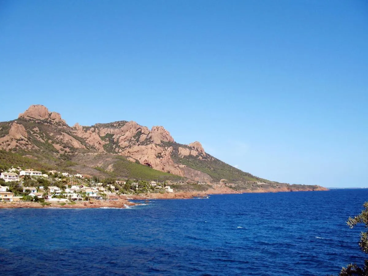 Apartment Village Cap Esterel - L'Esquinade-59 By Interhome Saint-Raphaël 0*,  Francie